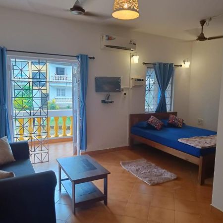 Contemporary Studio Apartment In Calangute, Goa ภายนอก รูปภาพ